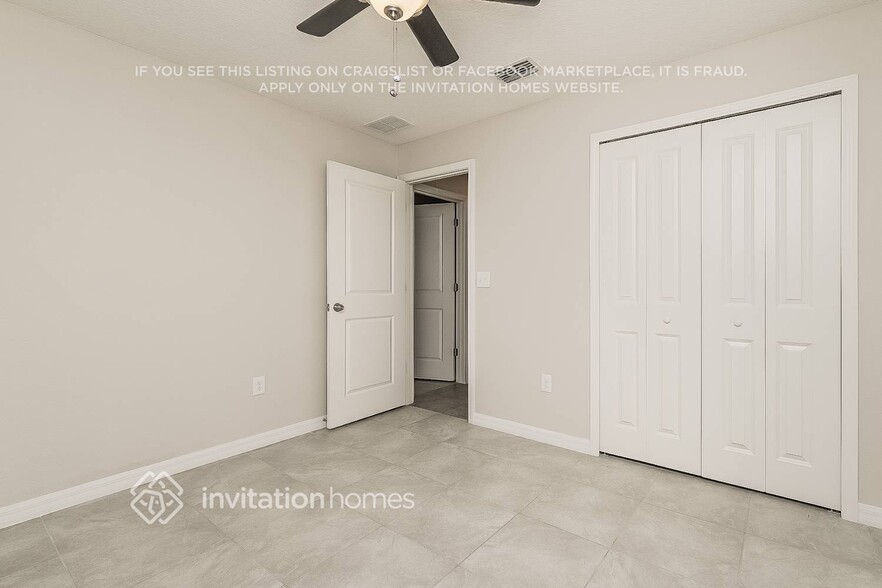 Building Photo - 5144 White Chicory Dr