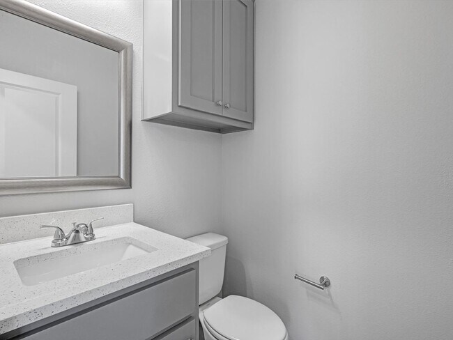 Building Photo - Brand New Luxury Townhouse in North Arlington