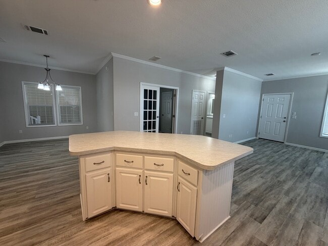 Building Photo - 1618 Killarney Ct