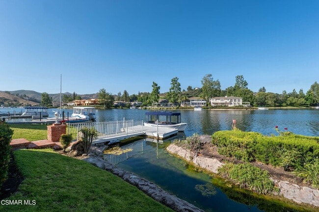 Building Photo - 32146 Oakshore Dr