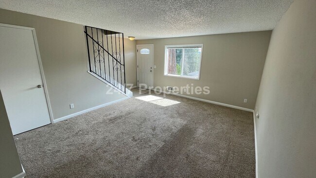 Building Photo - 2023-12573MF