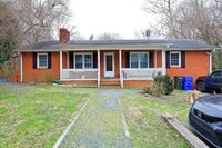 Building Photo - Great home in Chapel Hill!