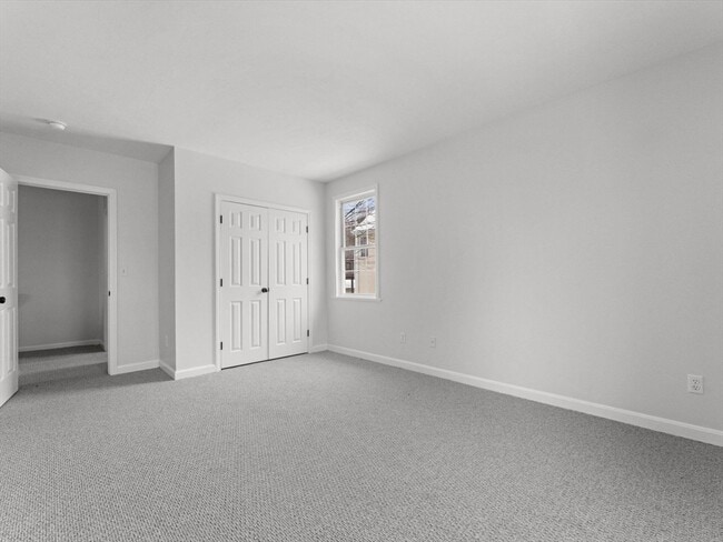 Building Photo - 28 Crestview Dr