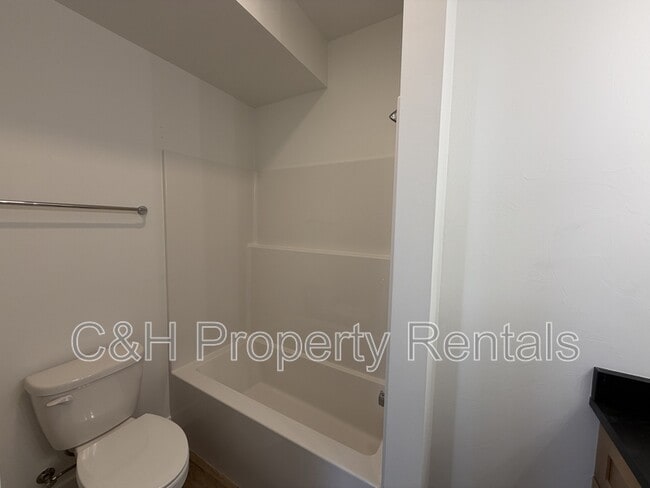 Building Photo - 2535 Esther Rose Ln