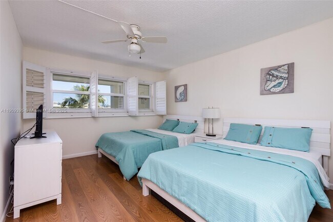 Building Photo - 2671 S Course Dr