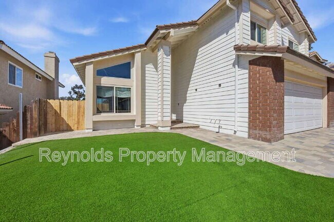 Building Photo - 9462 Pipilo St