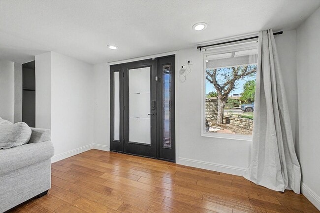 Building Photo - 6315 E Delcoa Ave