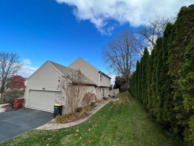 Building Photo - Available NOW 3BR HOME in Whitehall, PA!