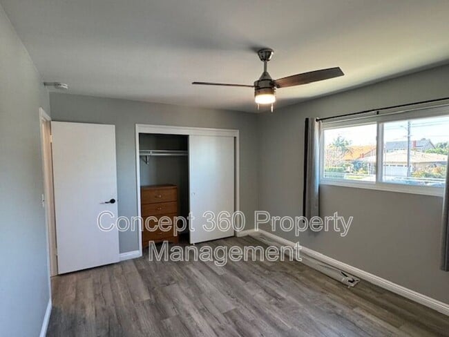 Building Photo - 23027 ARLINGTON Ave