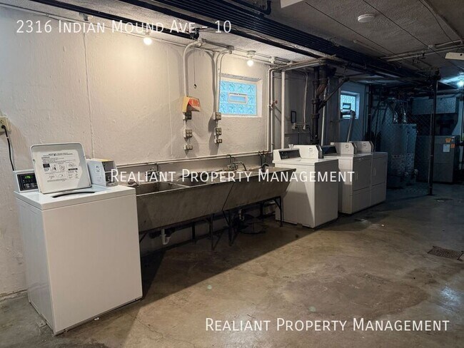 Building Photo - 2316 Indian Mound Ave