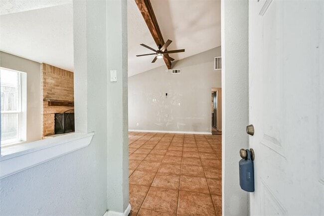 Building Photo - 16031 Birch Vale Dr