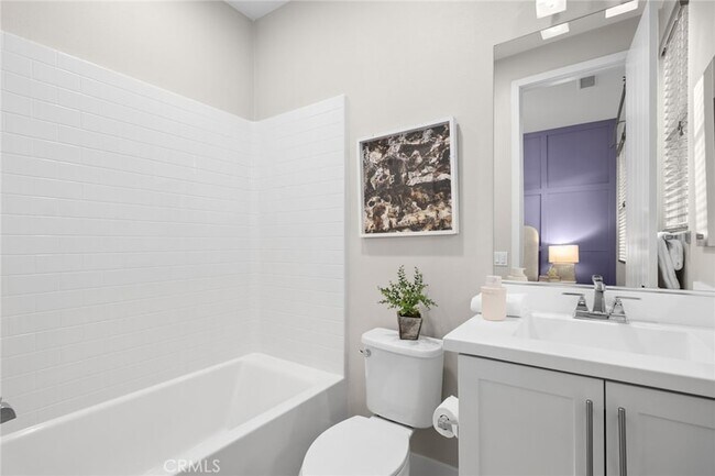 Building Photo - 217 Cultivate