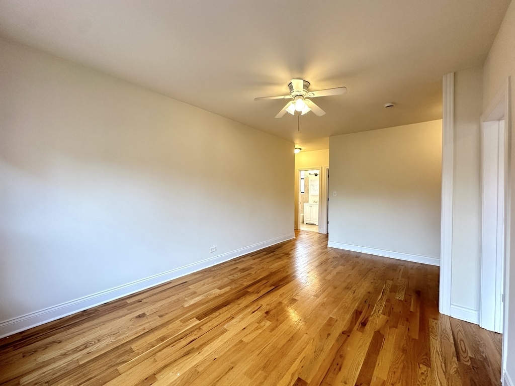 Building Photo - 755 W Cornelia Ave