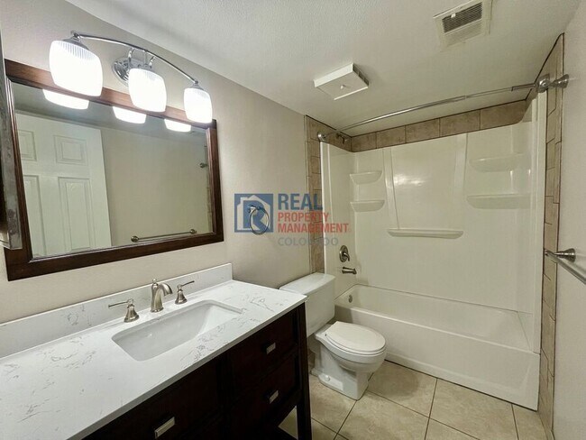 Building Photo - 4177 S Mobile Cir