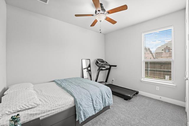 Building Photo - 352 Long Meadow Way