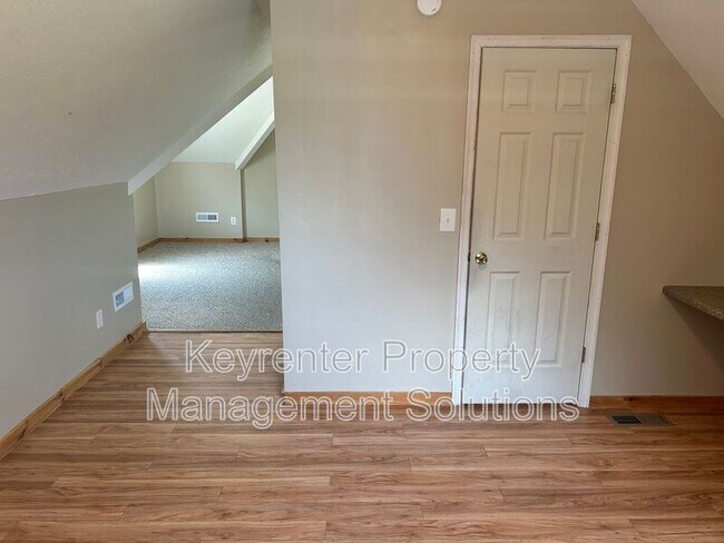 Building Photo - 33 Hodge Farm Ln