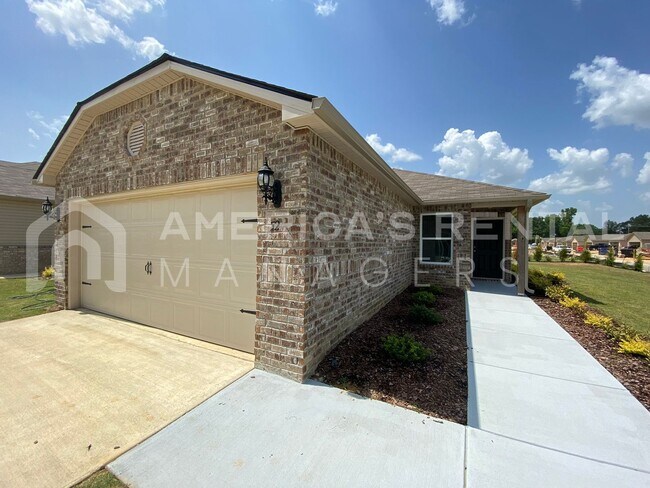 Building Photo - Home for Rent in Odenville, AL! View with 48 Hours Notice!