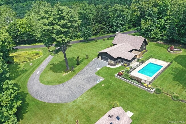 Building Photo - 475 N Riverside Rd