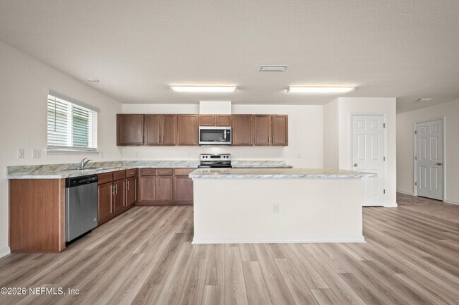 Building Photo - 12856 Buckhorn Ln