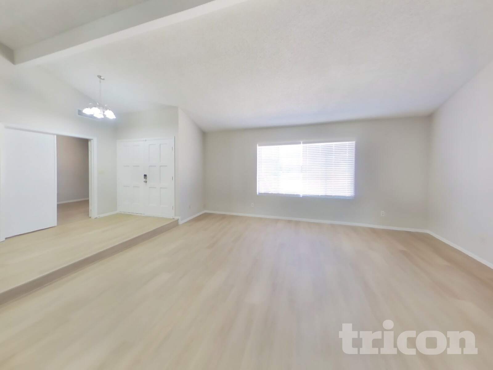 Building Photo - 3629 W Kelton Ln
