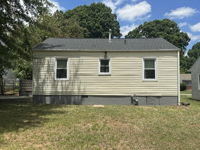 Building Photo - 373 Juless St