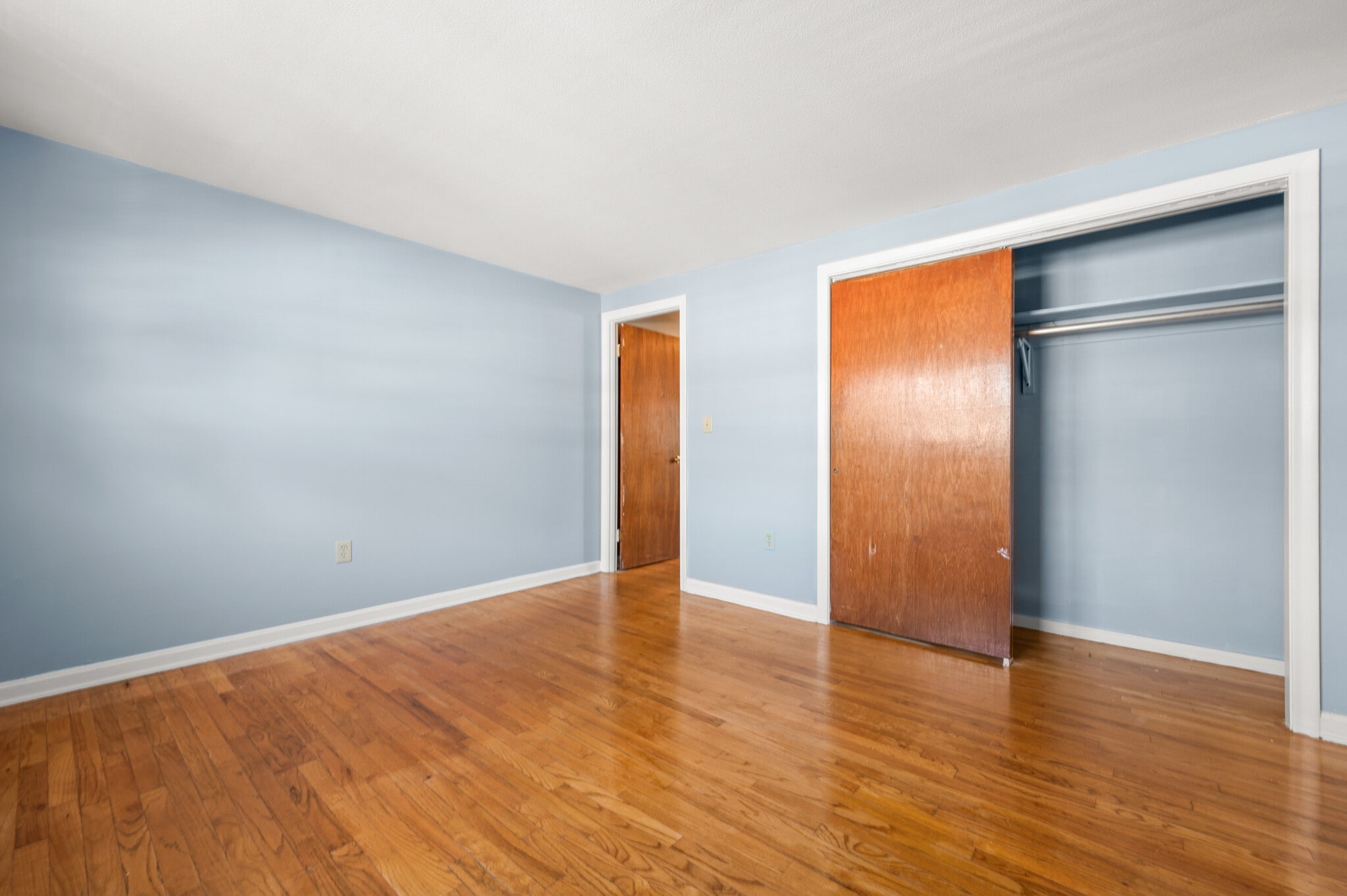 Building Photo - 24 Deerfield Ct