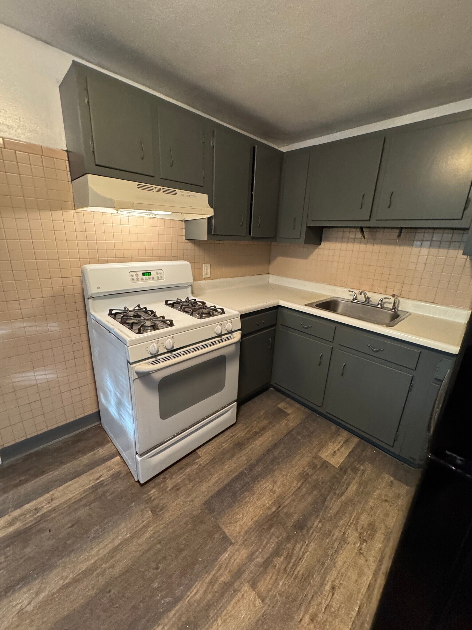 Building Photo - 22 Judith Ter