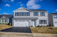 Building Photo - 4 Bedroom Home in Waynesboro