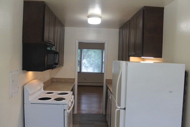 Interior Photo - 233 - *Oak-Crain Property*