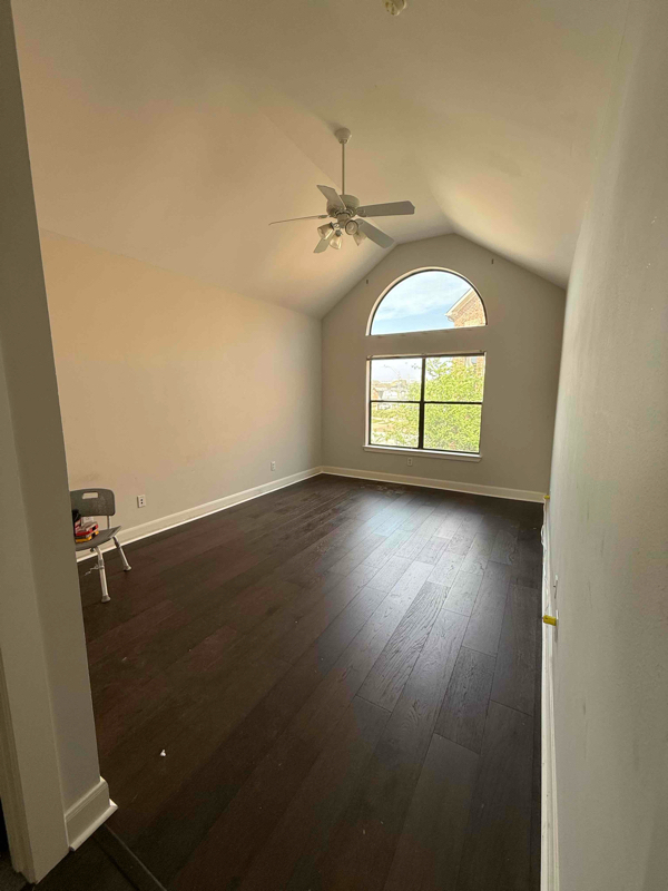 Building Photo - 9801 Riddlelink Ln