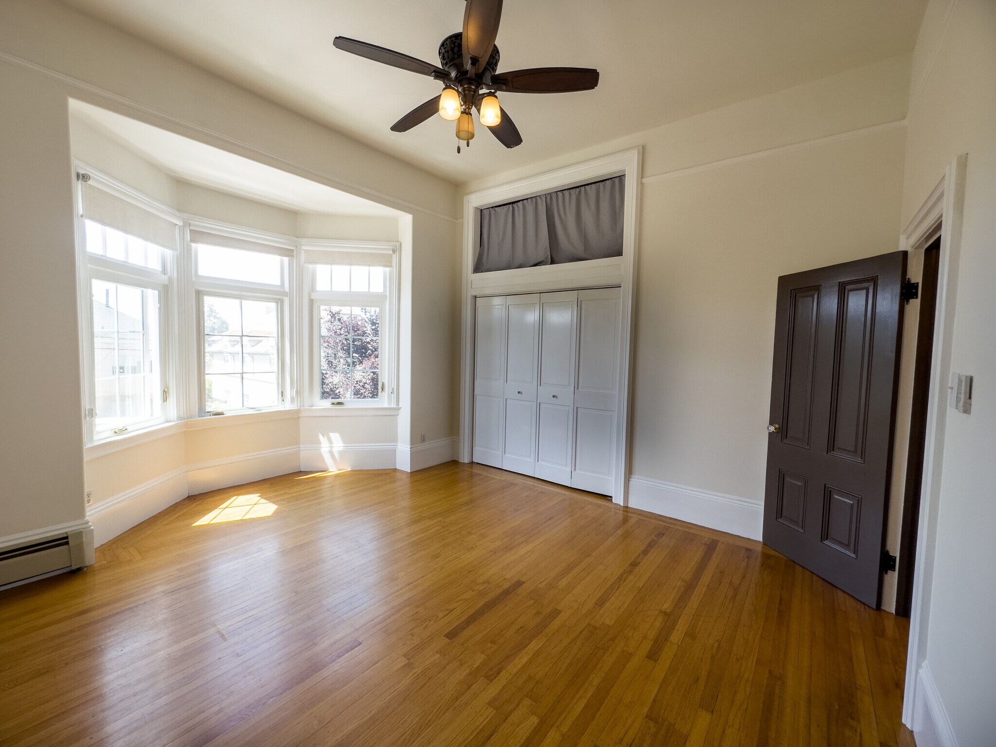 Building Photo - 1937 Russell St