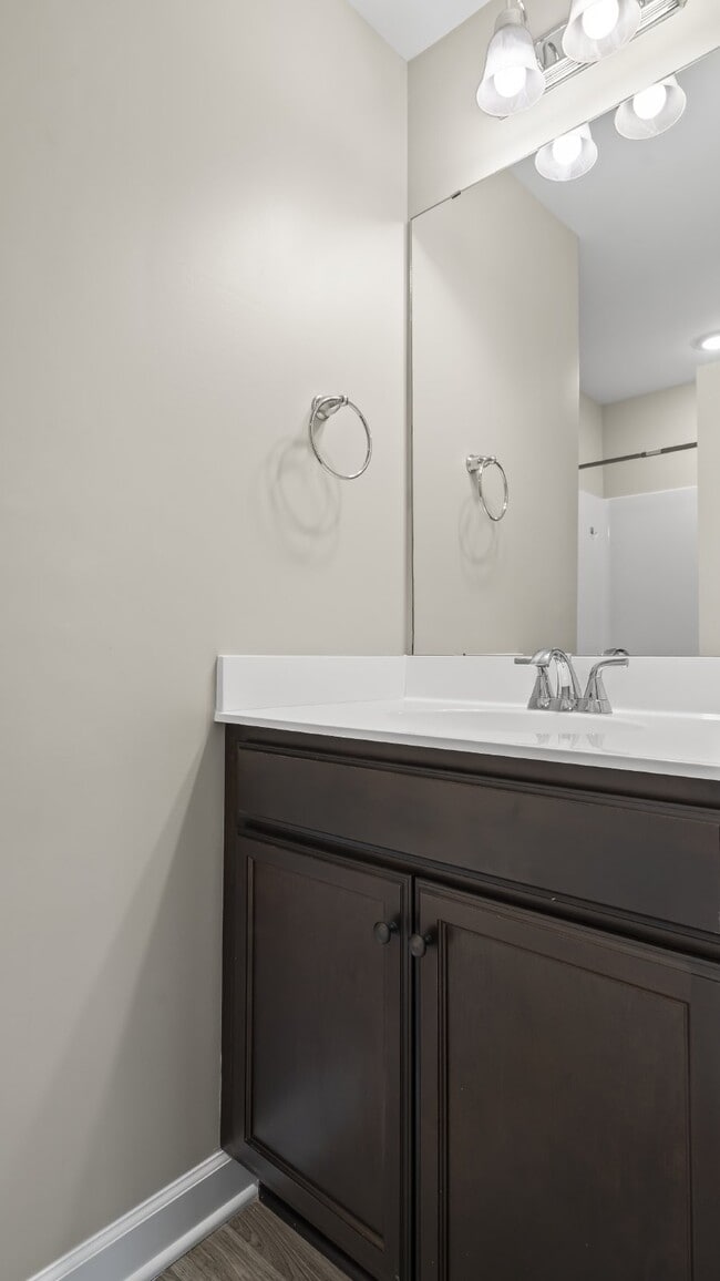 Building Photo - Marshall Farm Townhome