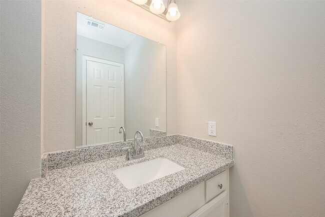 Building Photo - 3103 Hartcliff Cir