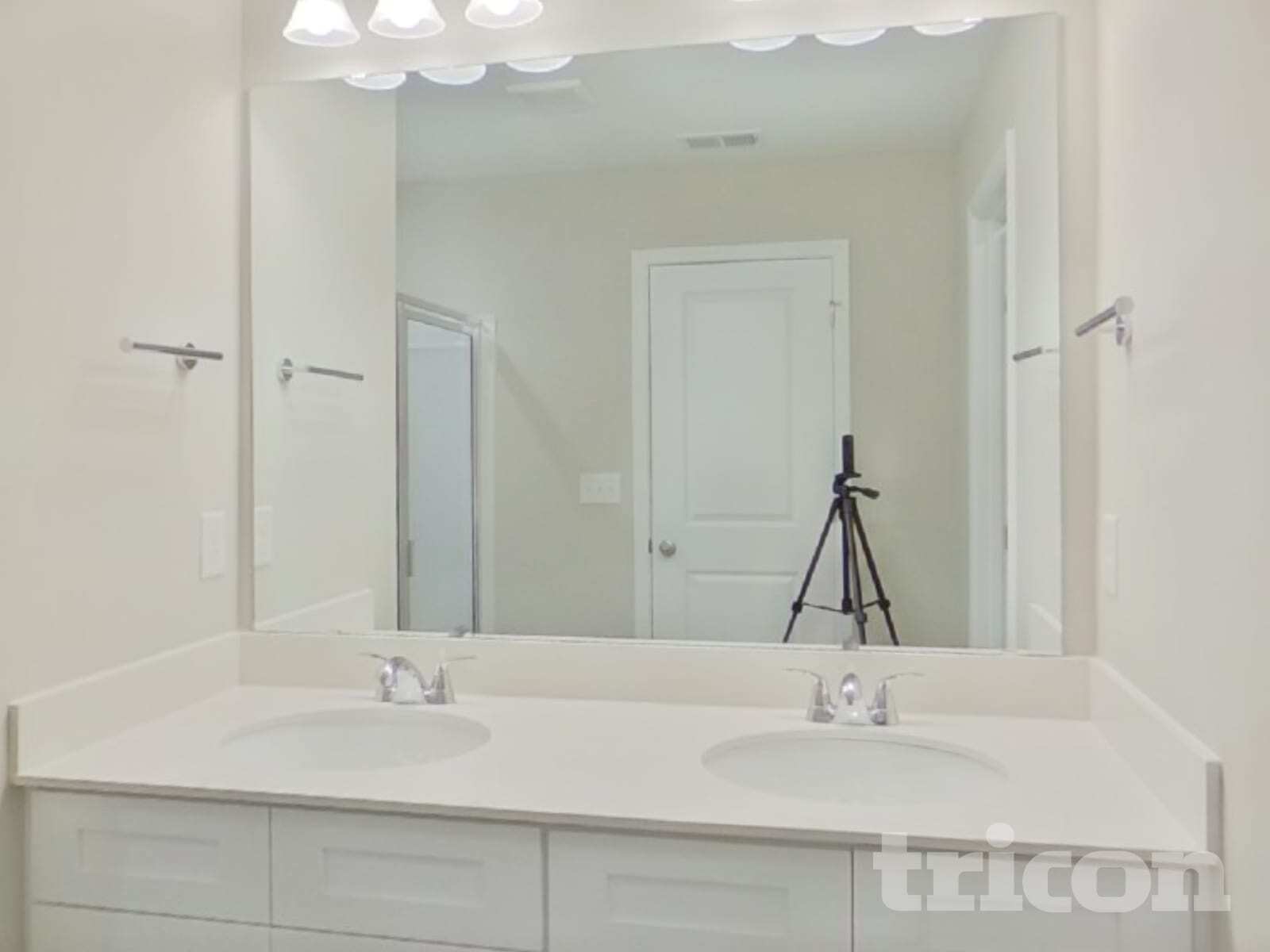 Building Photo - 18 Beautyberry St