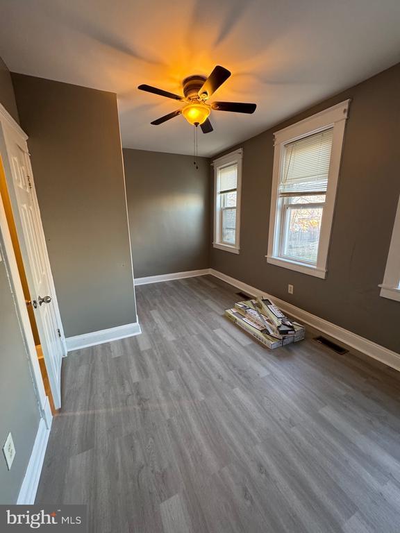 Building Photo - 1321 Cambria St