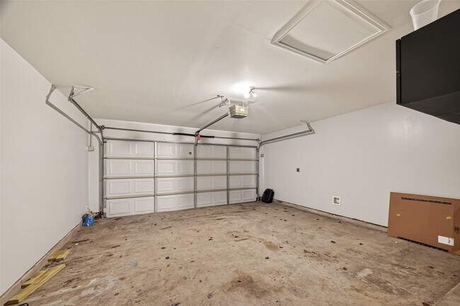 Building Photo - 10902 Clear Villa Ln