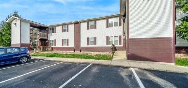 Building Photo - Ridgeview