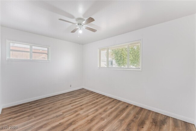 Building Photo - 1109 Tumbleweed Ave