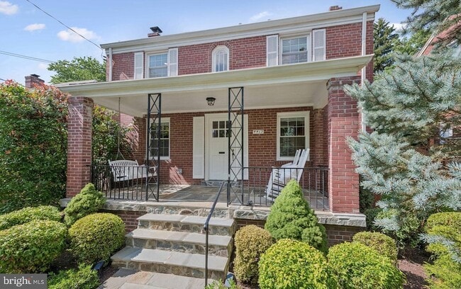 Building Photo - 4413 Butterworth Pl NW