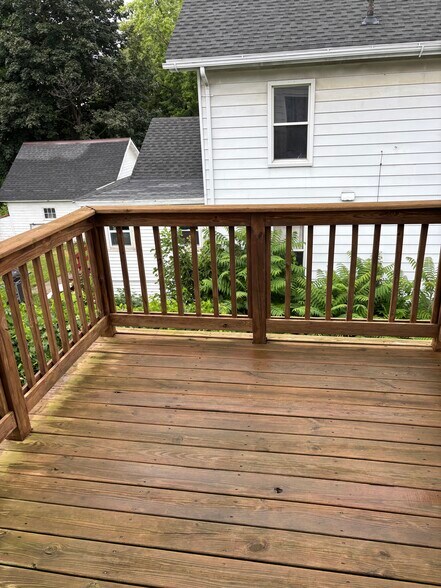 Private upper deck - 721 E Clinton St