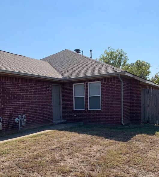 Building Photo - 17608 E 78th St N