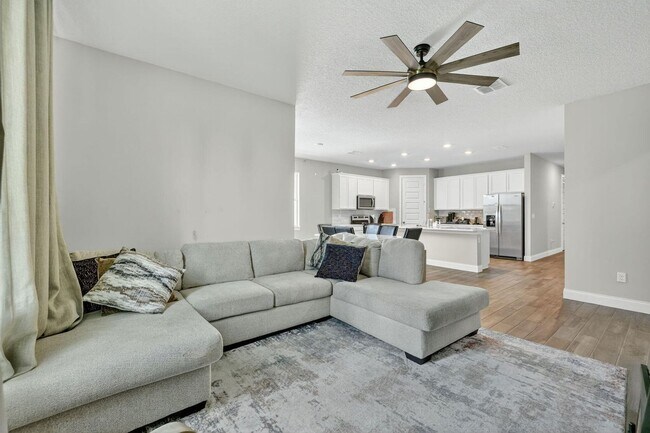 Building Photo - New Fully Furnished 4 bed, 2 bath home in newest Port St Lucie Subdivision