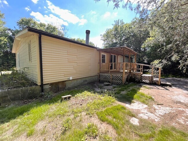 Building Photo - 415 Old Statesville Rd