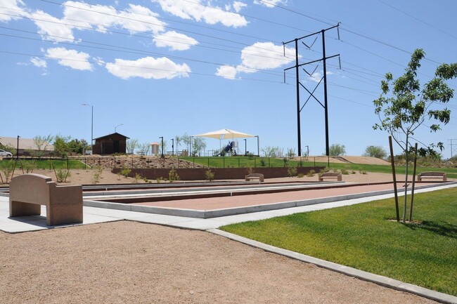 Building Photo - 132 Dunblane St