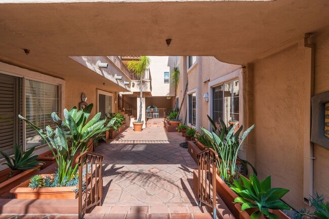 Building Photo - Beautiful Westchester Condominium Rental