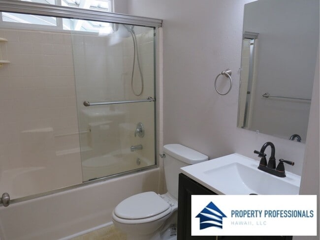 Building Photo - 38th in Orchidland