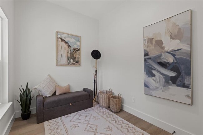 Building Photo - 3183 Zion St