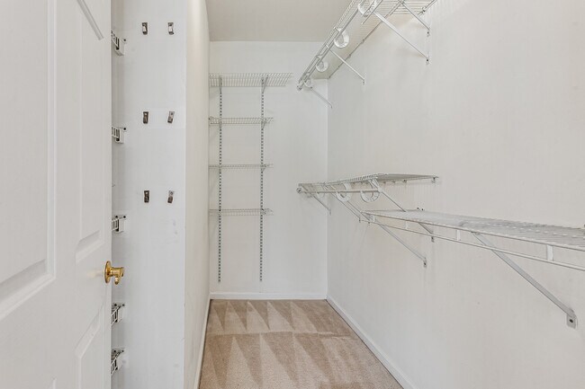 Building Photo - 3636 Habersham Rd NW