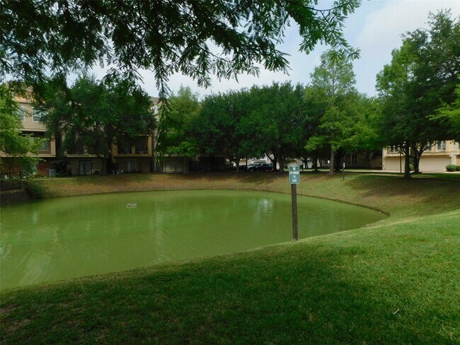 Building Photo - 2615 Starboard Point Dr