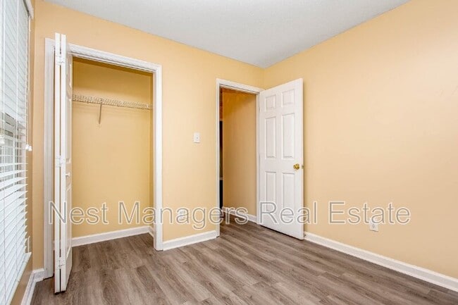 Building Photo - 3813 Constance Rd